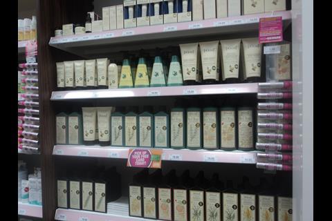 Holland_and_Barrett__Richmond__27_